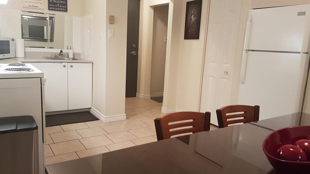 Three-Bedroom Apartment Sweet #6 By Amazing Property Rentals Gatineau Exterior foto